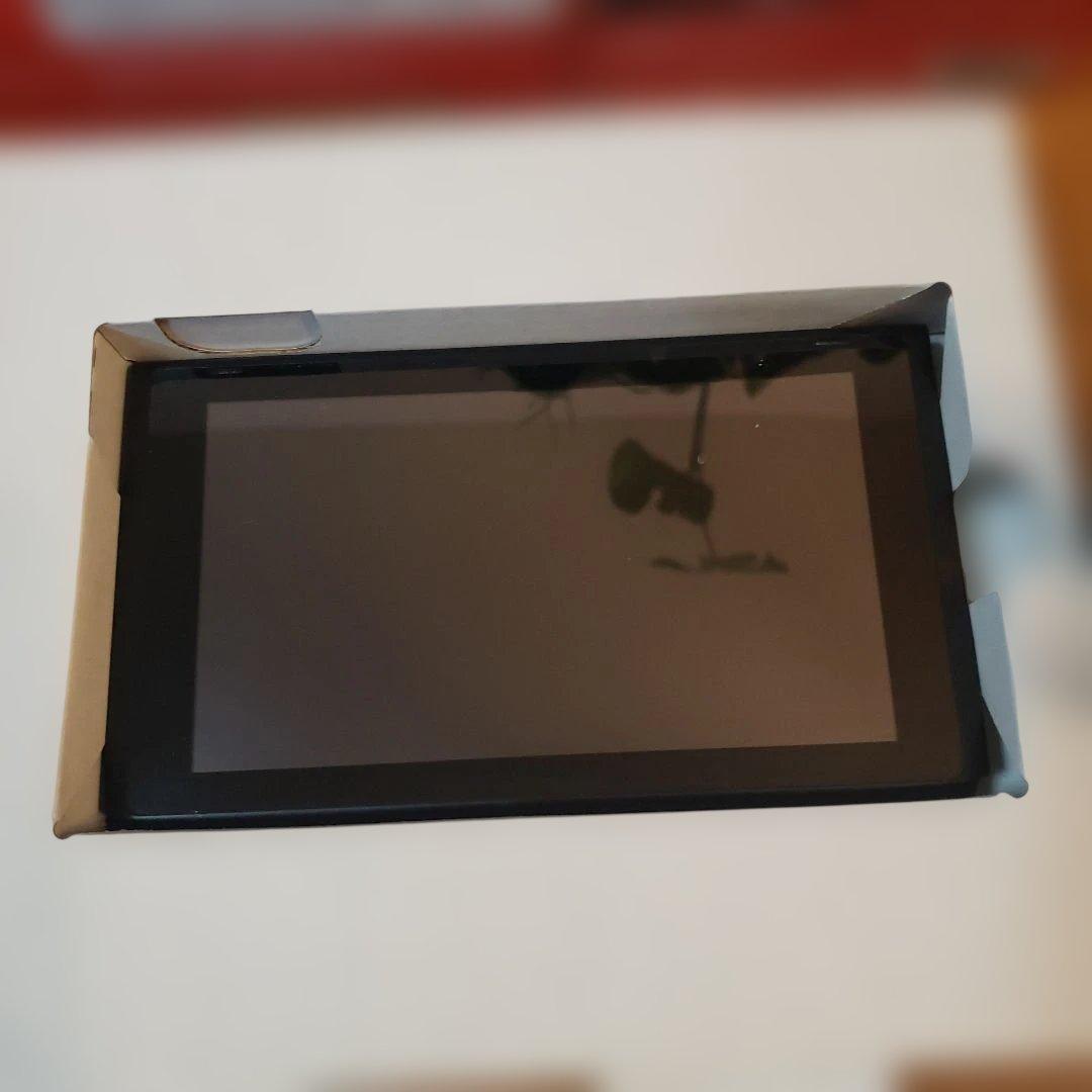 任天堂Switch本体　箱付きセット☆ Joy-Con充電グリップ付き