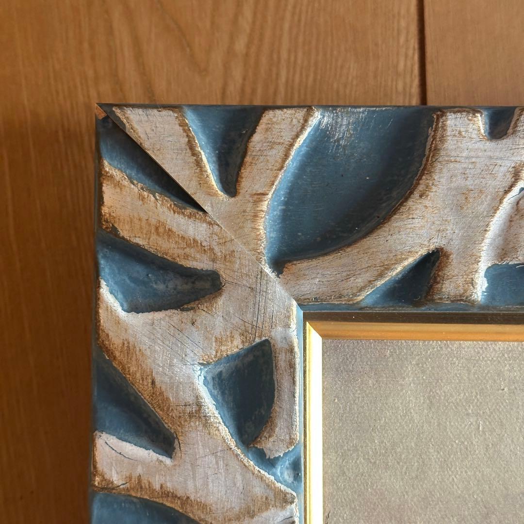 海と女性の油彩画　装飾フレーム付き 75x51.5cm