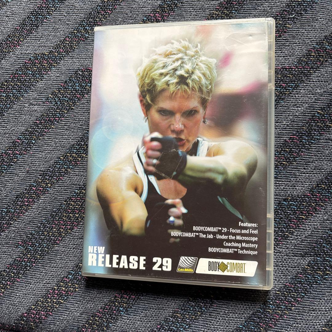 レズミルズ　ボディコンバット　CD.DVD