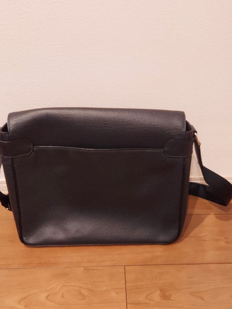 S*'様 ルイヴィトン タイガ ロマンMM ショルダーバッグ レザー