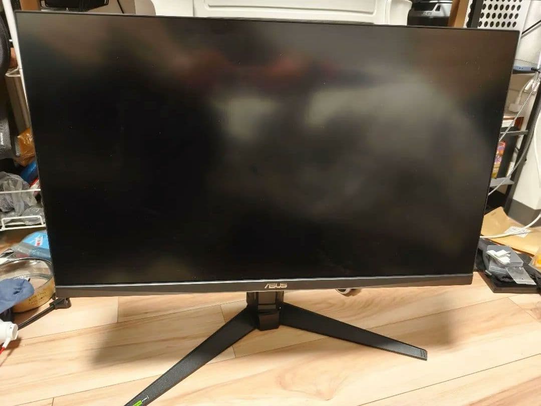 ASUS ゲーミングモニター TUF Gaming 27インチ 編集中