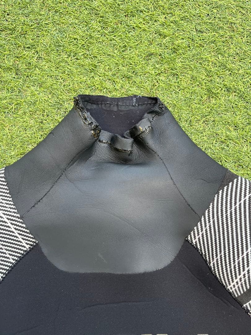 O'NEILL オニールウェットスーツドライスーツXLツールズ手首、首ベルト付き