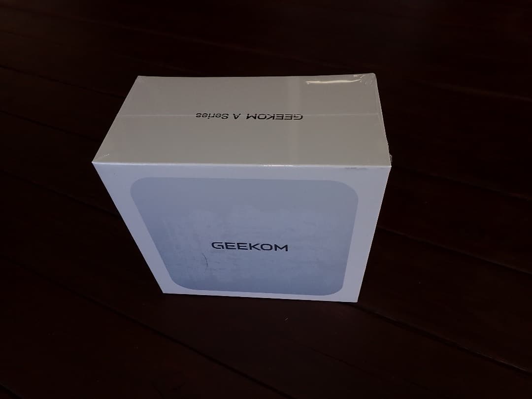 GEEKOM ミニPC A8 AMD Ryzen 7 8745HS