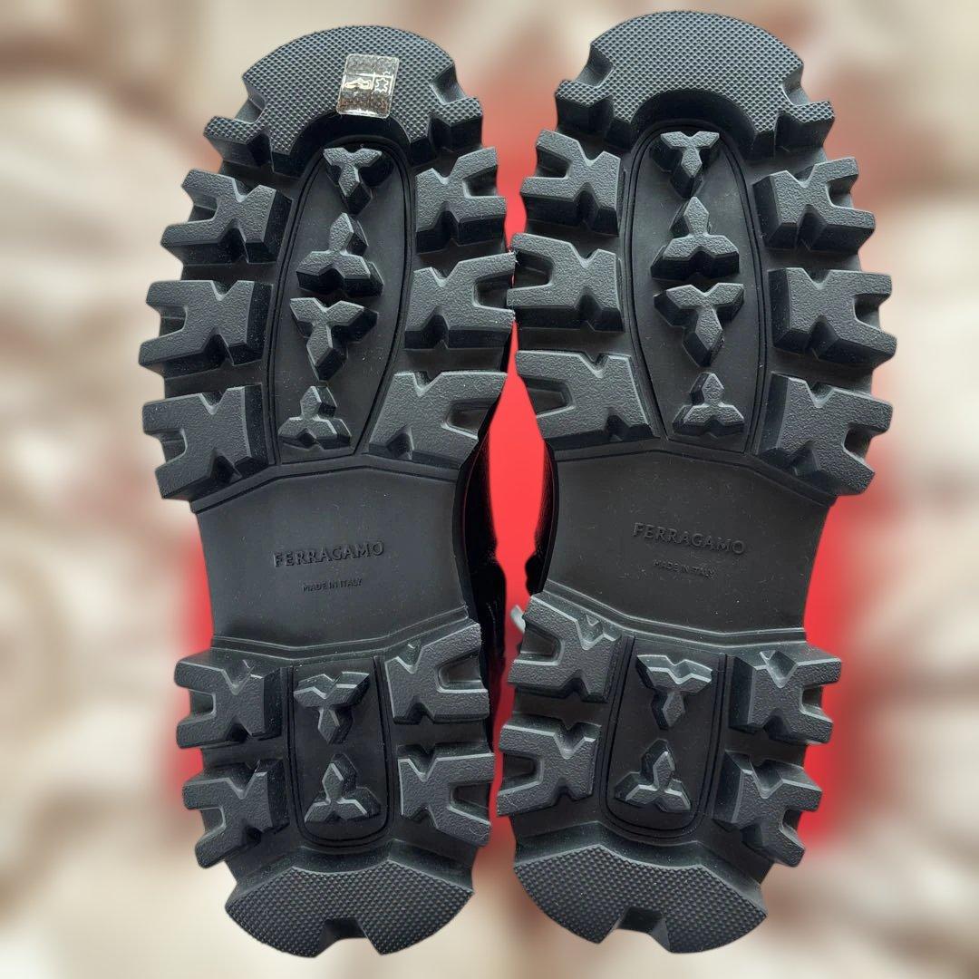 【1/26.27のみ2万5 千円！】￼フェラガモ厚底ブーツ 約25c m相当