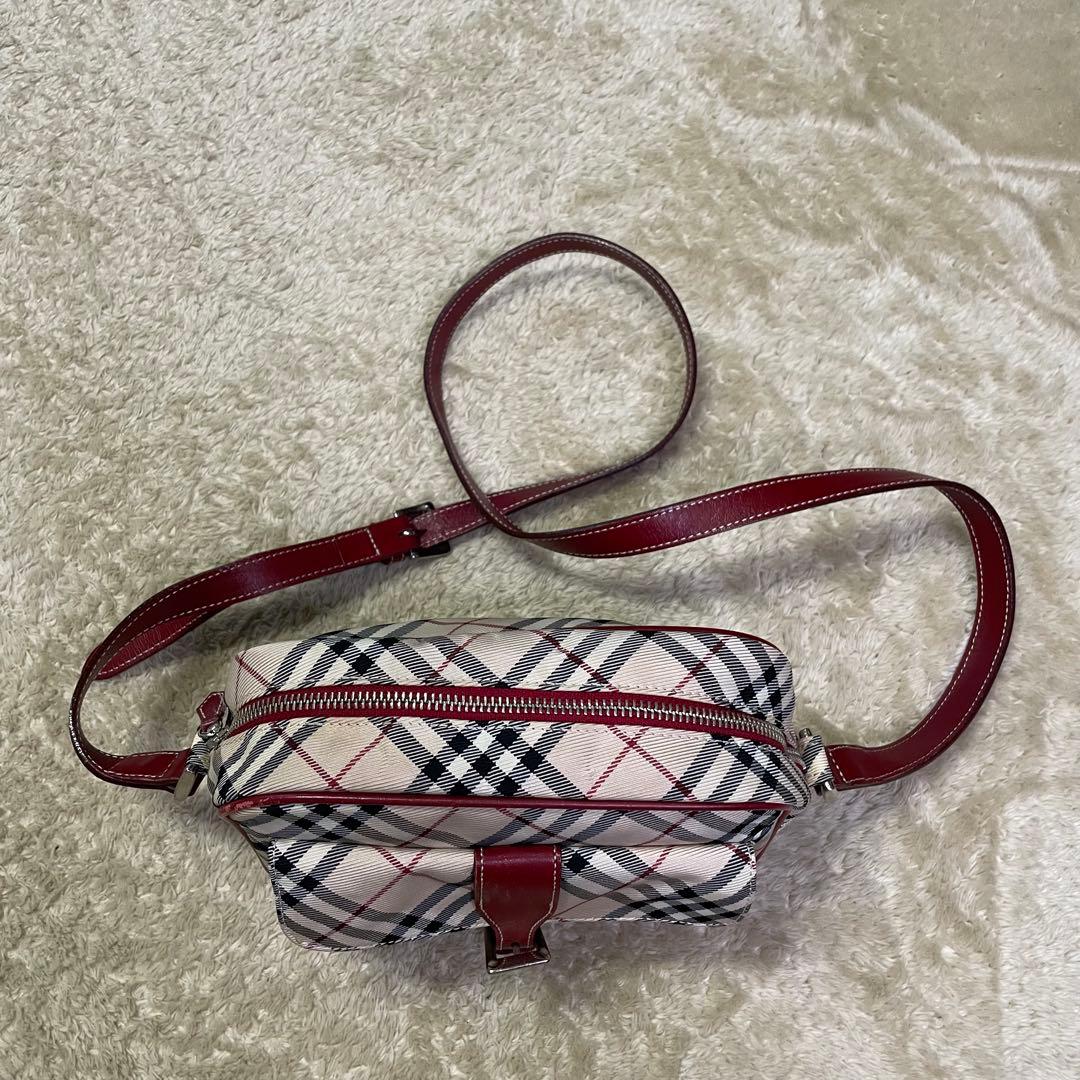 Burberry 牛革を使用したシンプルなデザインのバーバリー ノバチェック