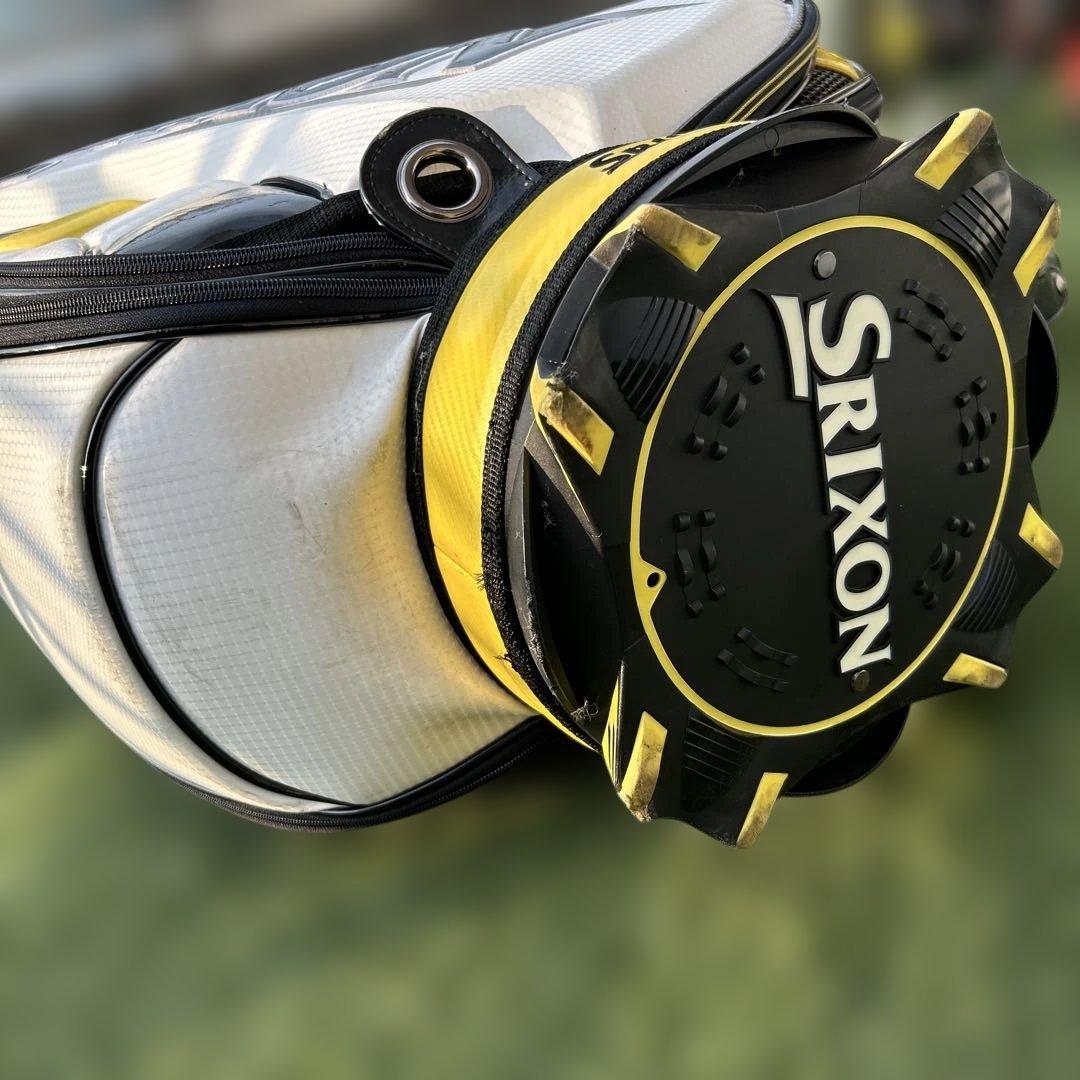 ゴルフ　キャディーバッグ　スリクソン　SRIXON