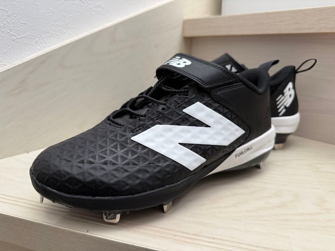 【未使用】New Balance Fuel Cell 4040 v8野球スパイク
