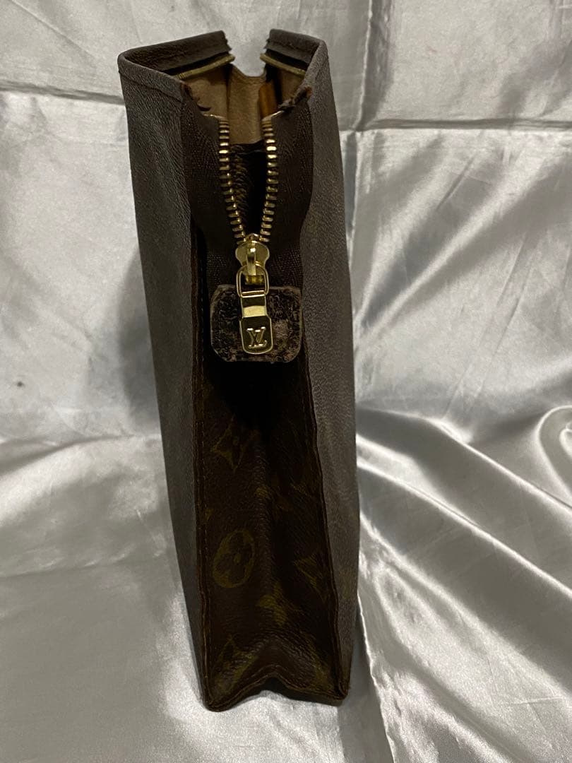 ルイビトン　サイドバッグ