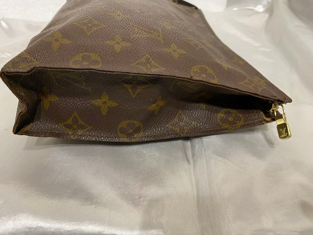 ルイビトン　サイドバッグ