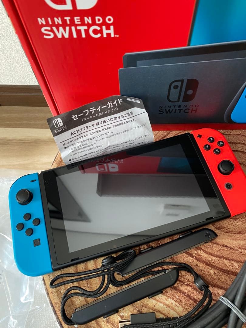 Nintendo Switch ニンテンドースイッチ本体　ネオン