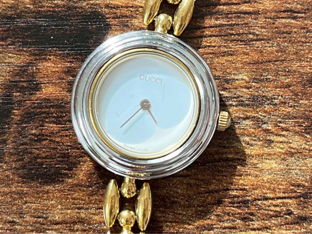 Gucci ゴールド 時計 交換リング付き