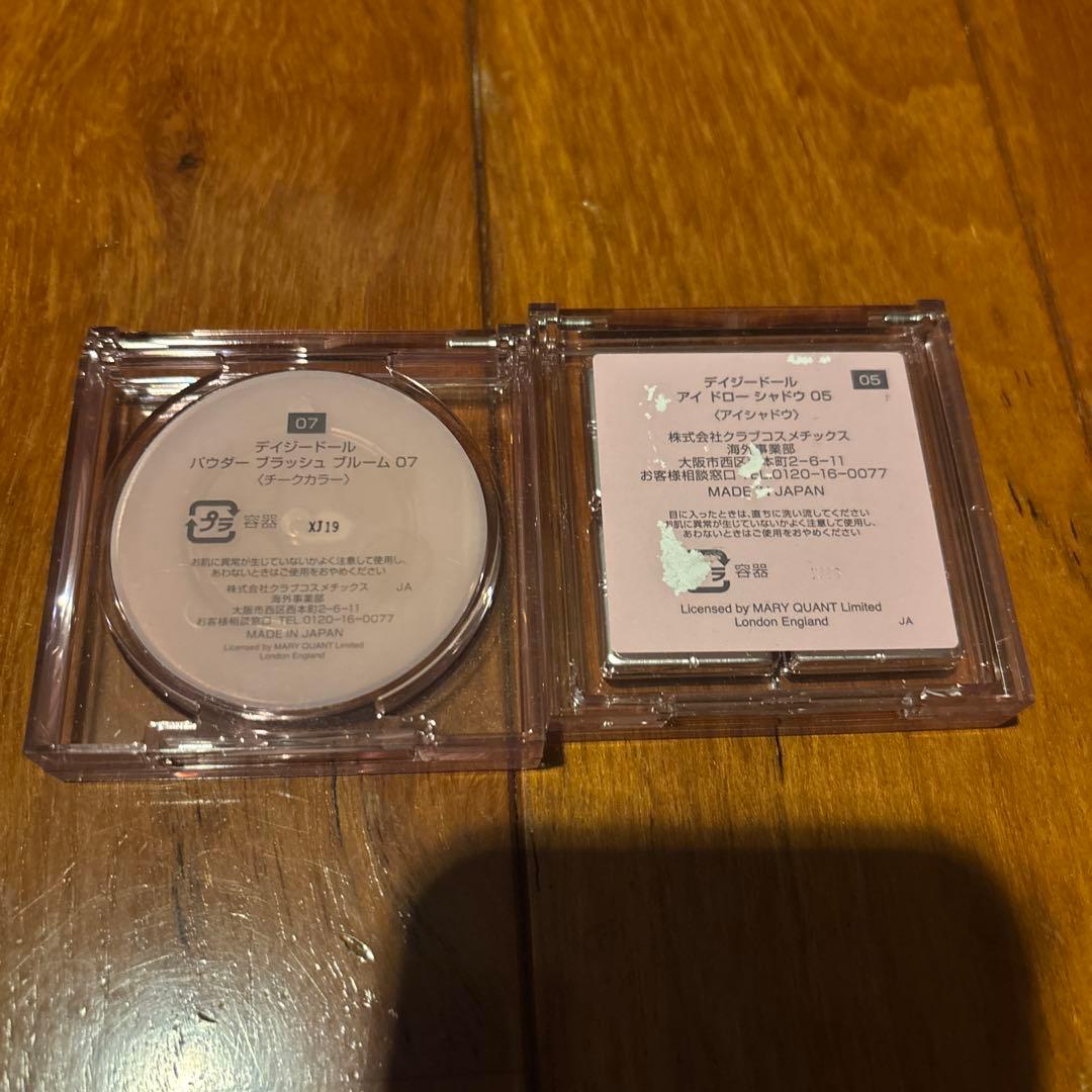 チーク　アイシャドウ　アイライナー　リップ　フェイスカラー　メイク　13点セット