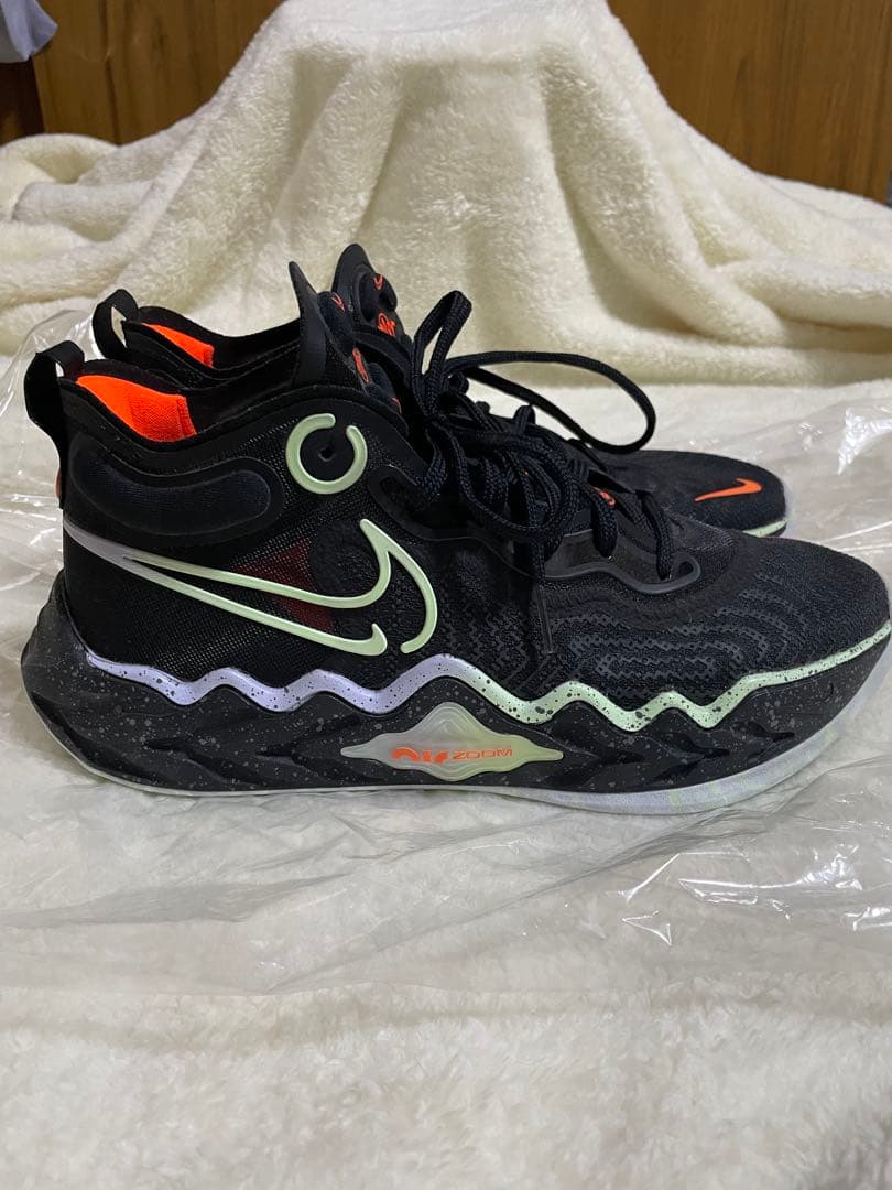 新品未使用！NIKE AIR ZOOM G.T. RUN ナイキ 27cm