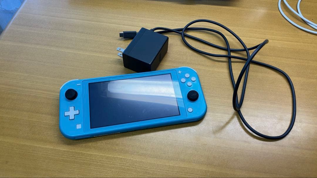 Nintendo Switch Lite 青 充電器付き