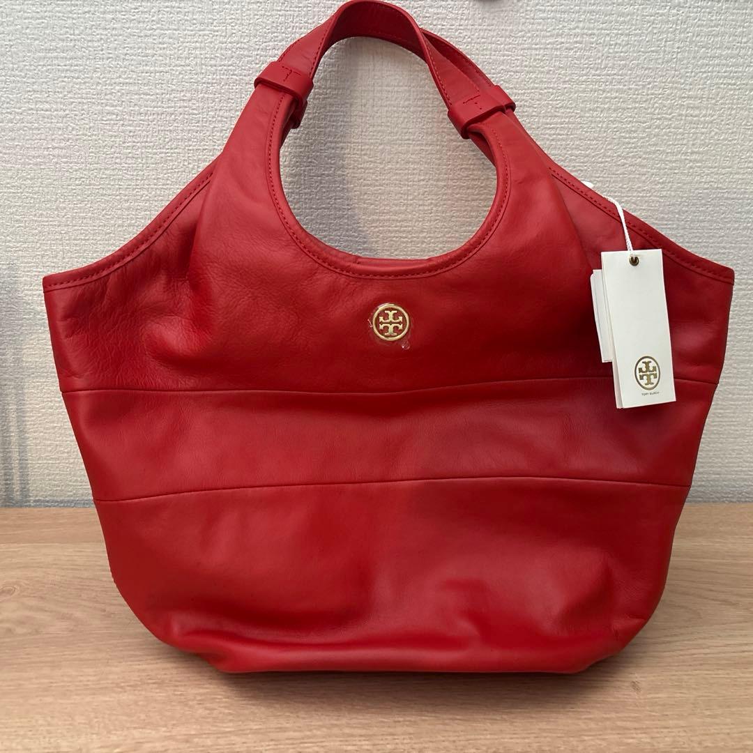 トリーバーチ　バック　　赤