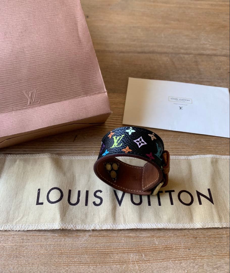 LOUIS VUITTON モノグラムバングル　ルイヴィトン