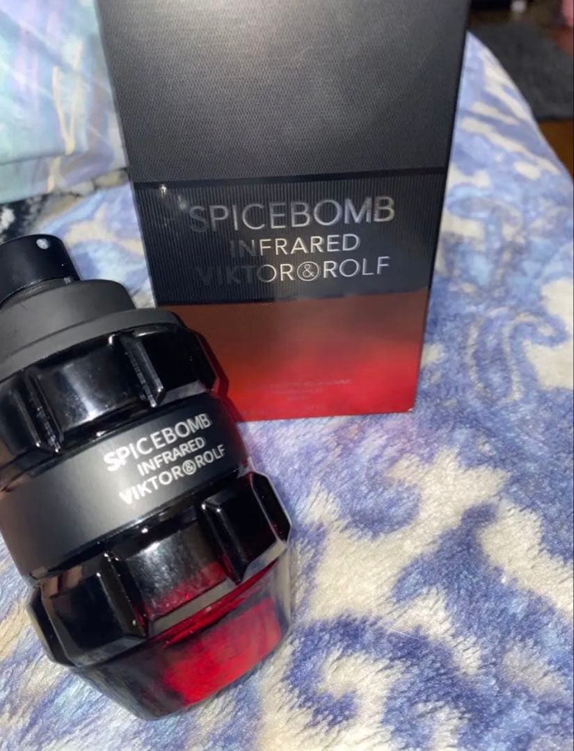 香水(ユニセックス) Viktor&Rolf Spicebomb Infrared