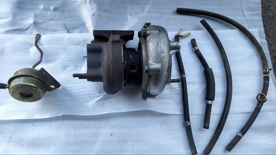 S14シルビア後期 純正タービン と 付属品