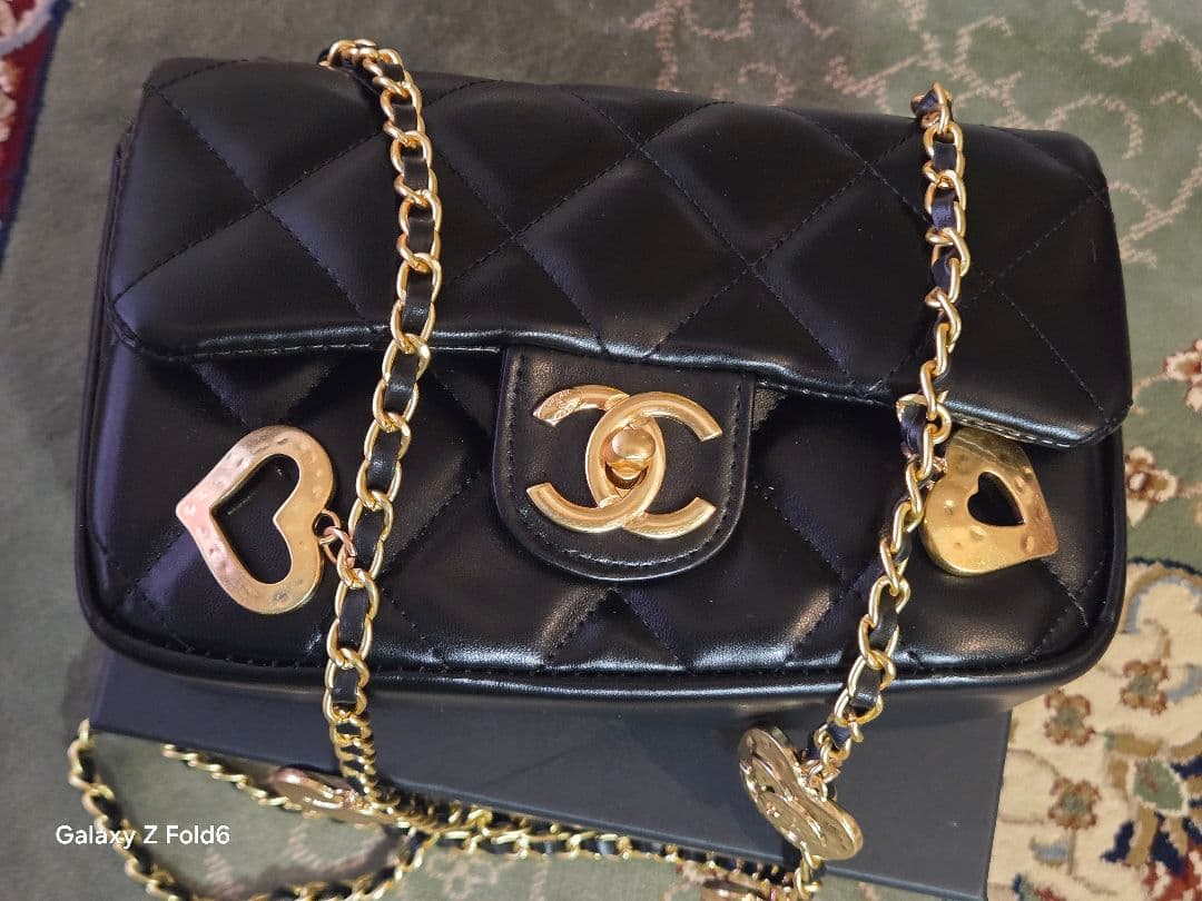 Chanel シャネル ビューティー ノベルティ ハートチャーム チェーン