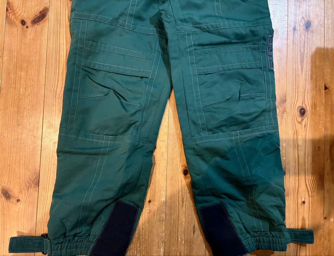 ETIREL エティレル　スノーボード　スキーウェア　セットアップ　グリーン　黒