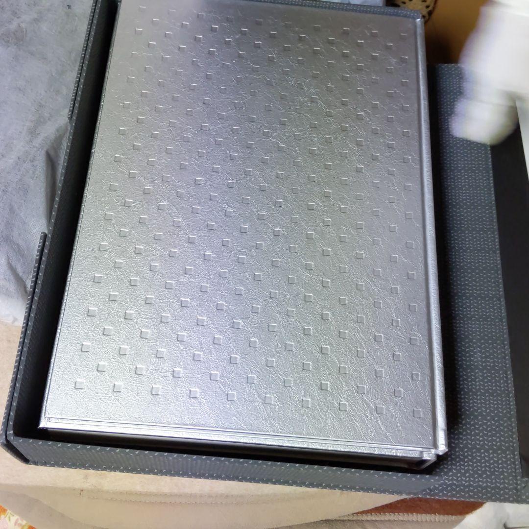 ルーブル美術書