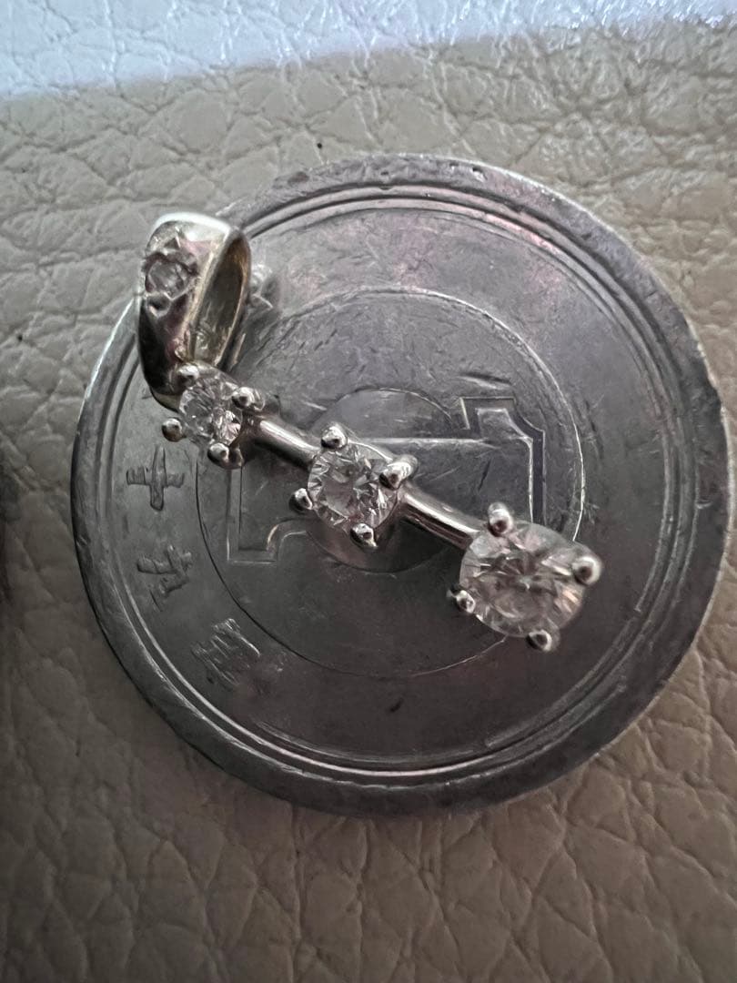 18k WGペンダント直径0.25