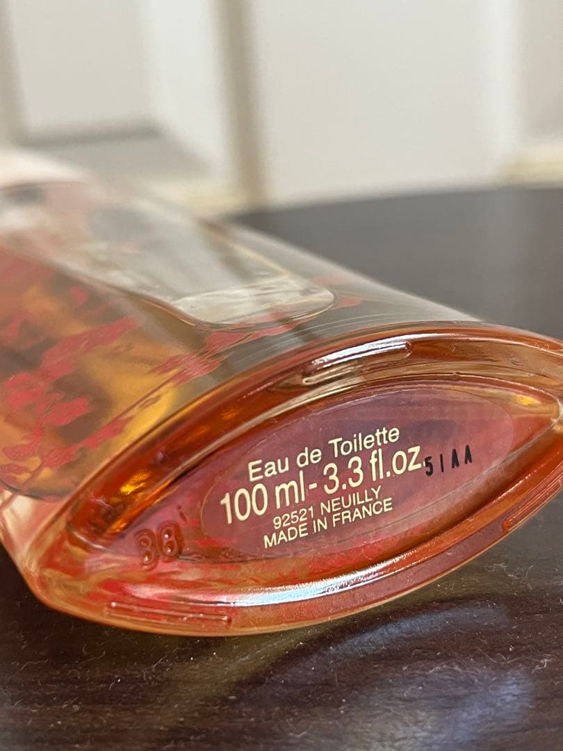 OPIUM Eau de Toilette 100ml 花柄デザイン