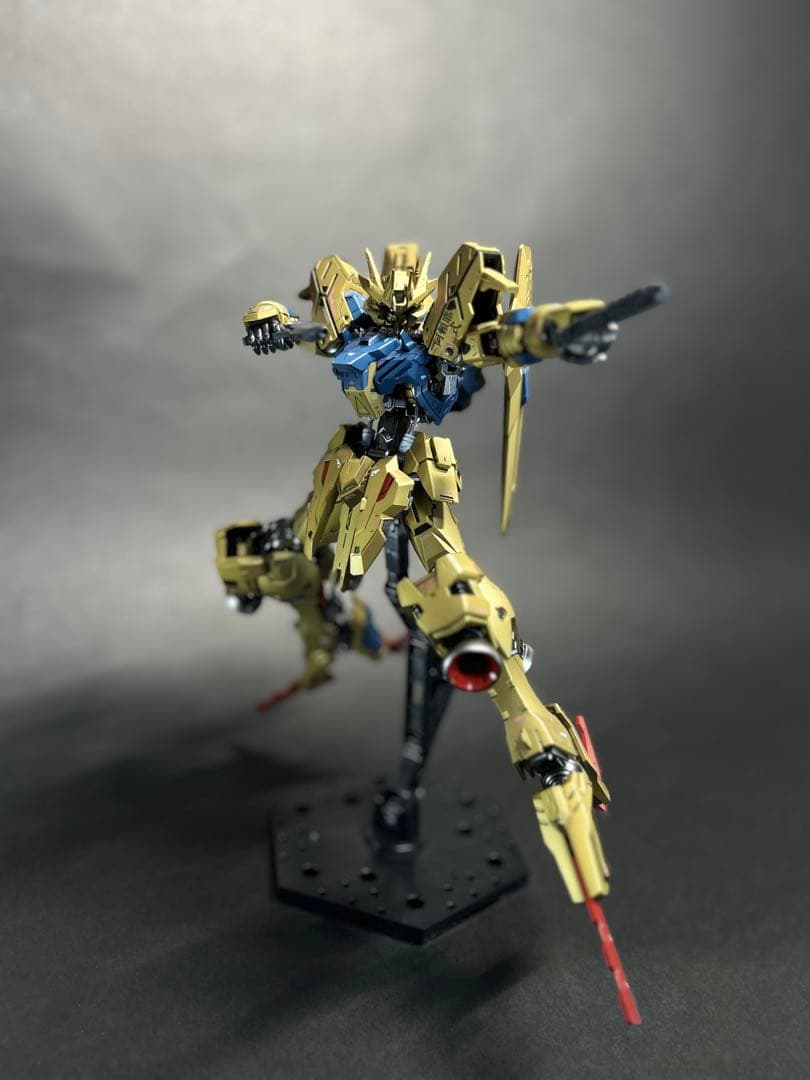 MGガンダムヴィダール　塗装済完成品