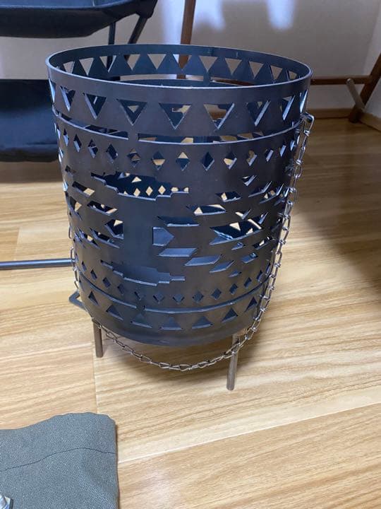 サンゾクマウンテンmouncos 焚火台とランタンポールのセット