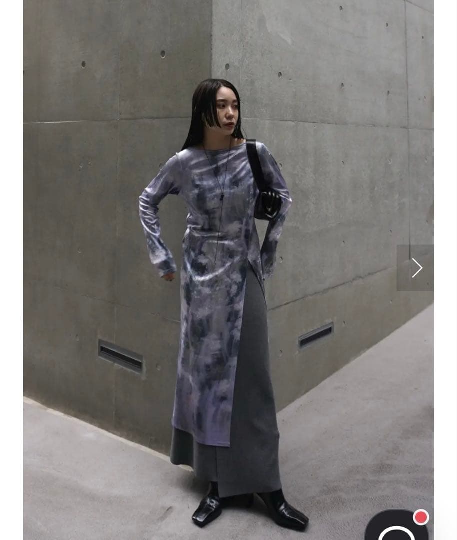 トップス UND LANDSCAPE PRINT LONG TOP