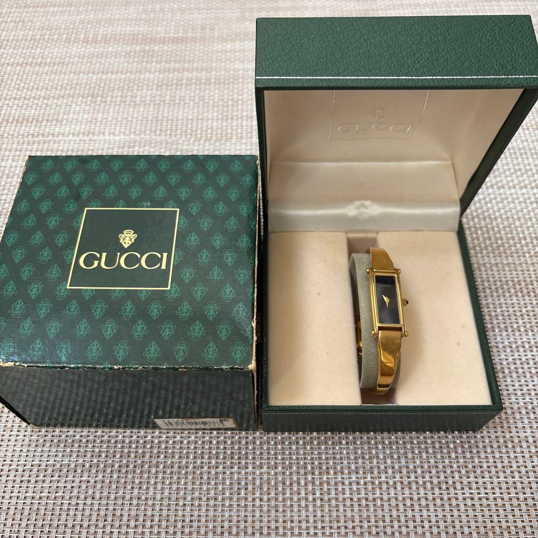 GUCCI ゴールド 時計 箱付き