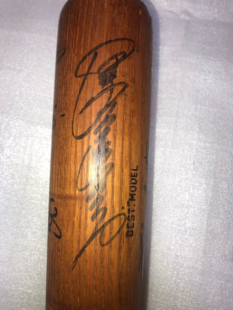 長嶋茂雄　王貞治　複数選手　直筆サイン入りバット　2本セット