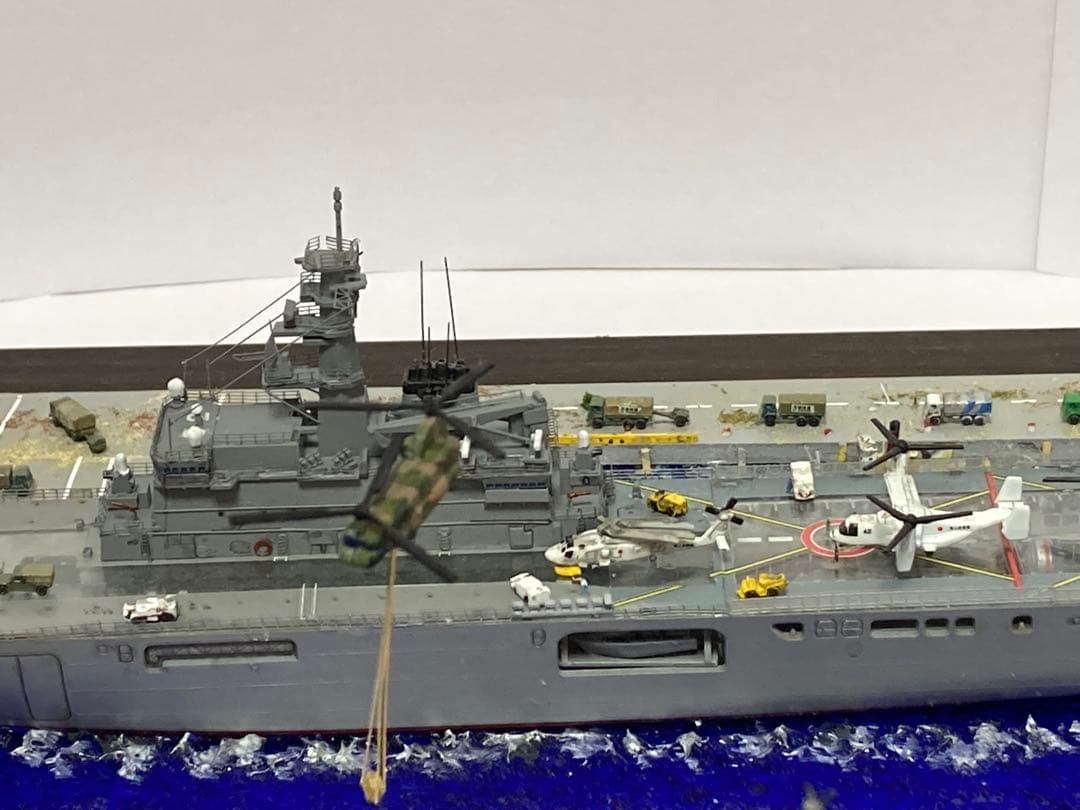 海上自衛隊 ジオラマ完成品 【絆の記憶　災害派遣】 1/700 艦船モデル
