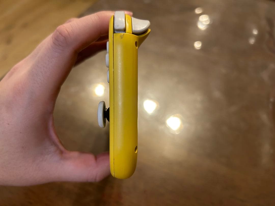 【ジャンク品】Nintendo Switch Lite イエロー 本体のみ