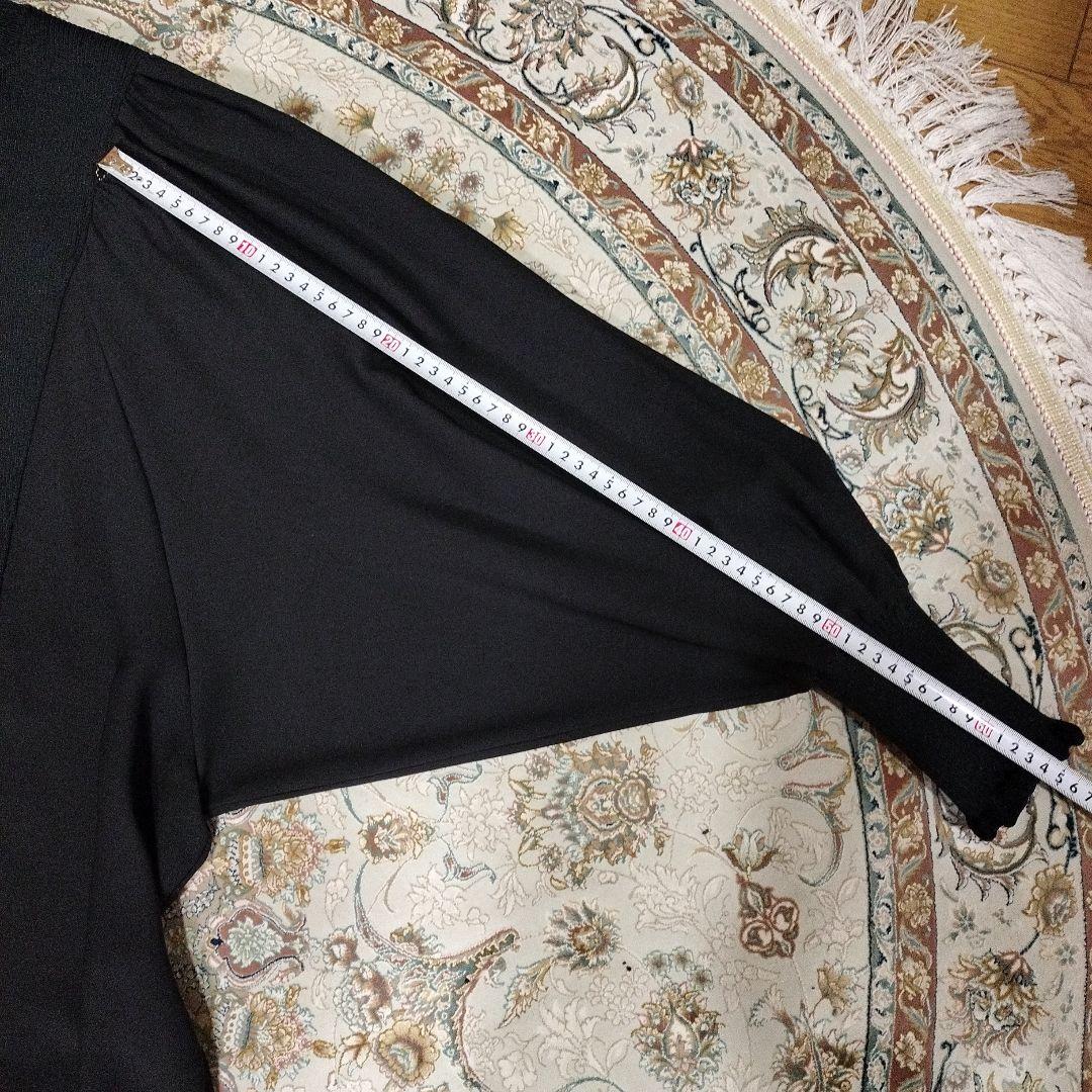 黒 ハイネック バルーン袖 トップス