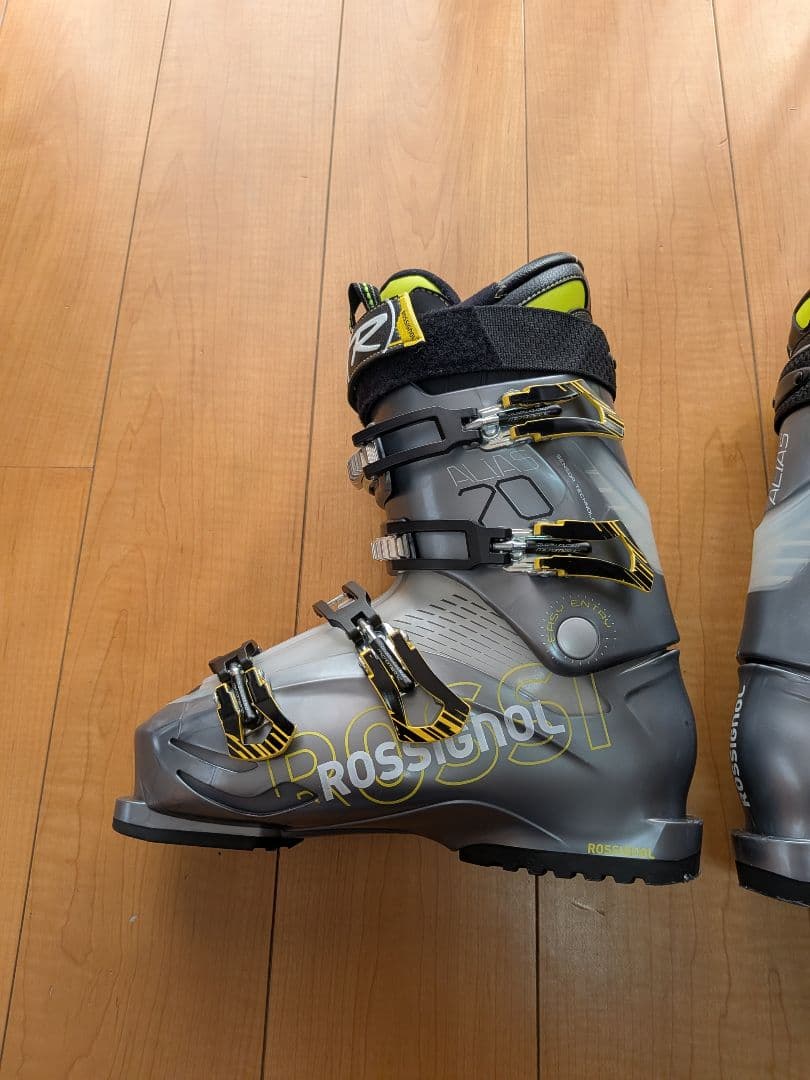 スキーブーツ　265mm ロシニョール（ROSSIGNOL）中級レベル