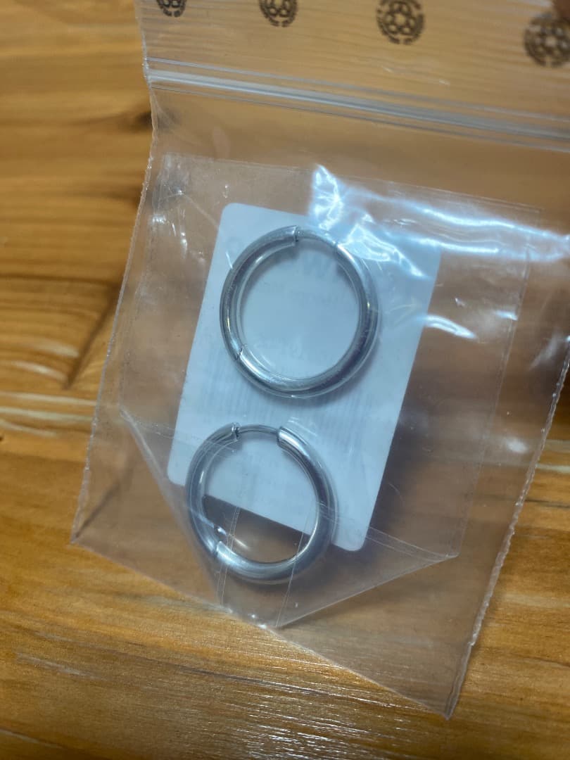 『出品は月曜まで』TOM WOOD Classic Hoops Medium