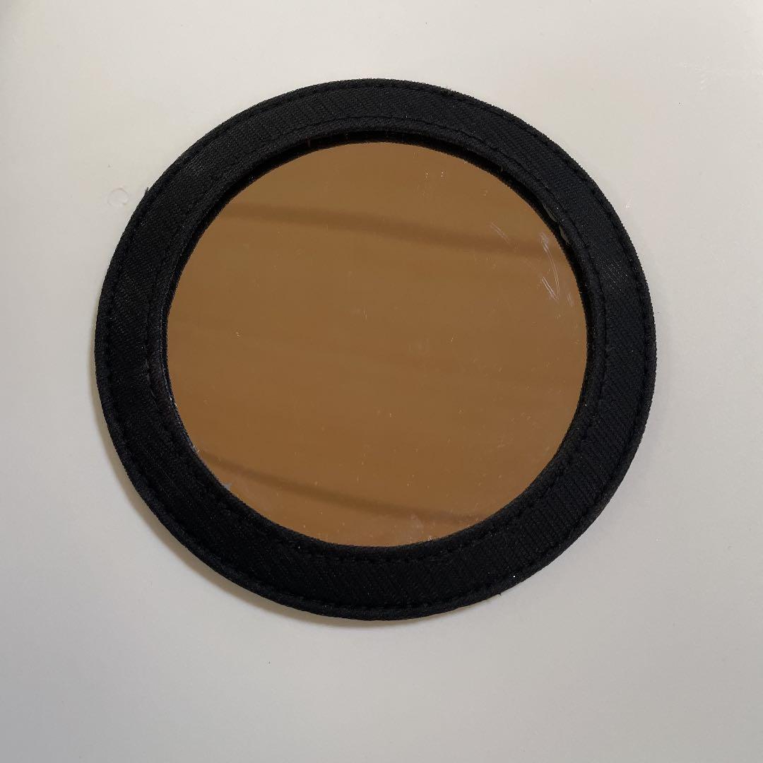 CHANEL限定ポーチ　ミラー付き