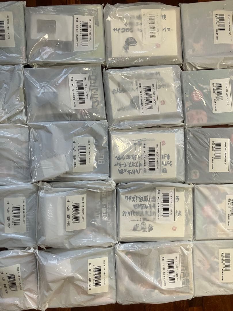 水曜どうでしょうdvd 新品多数　おまけ付き