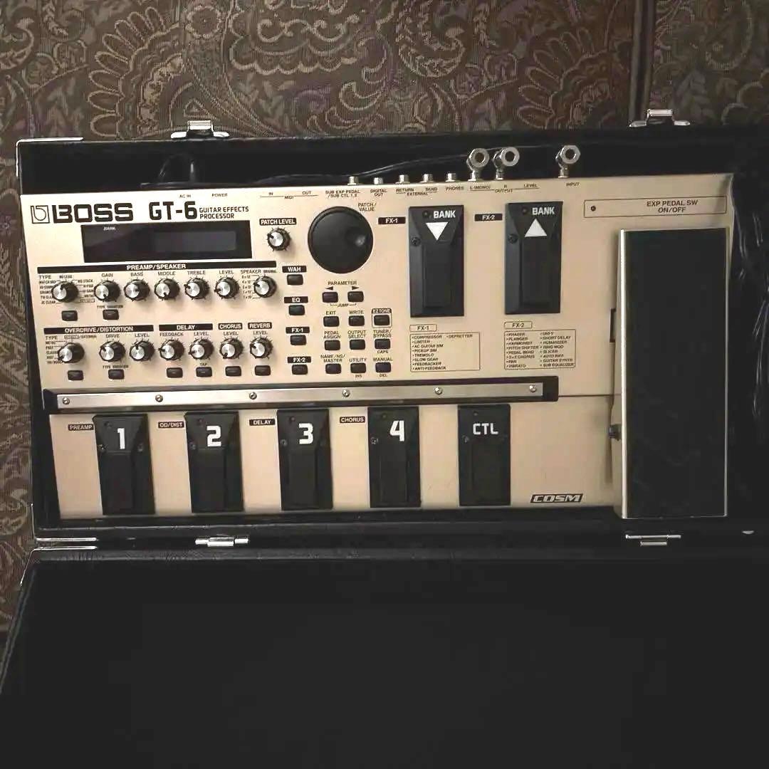 BOSS GT-6 マルチエフェクター ハードケース、アダプター、取説付き
