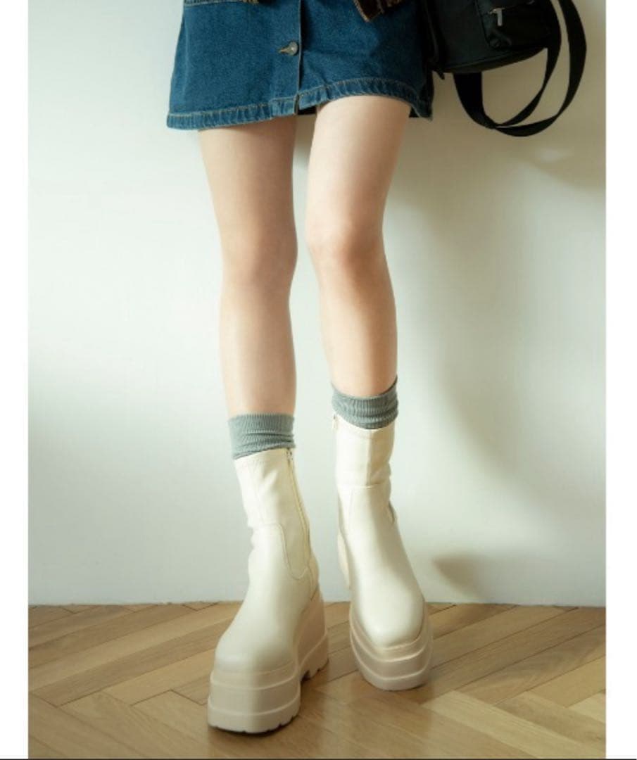 R&E トリプルソール厚底ストレッチショートブーツ　新品未使用　タグ付き