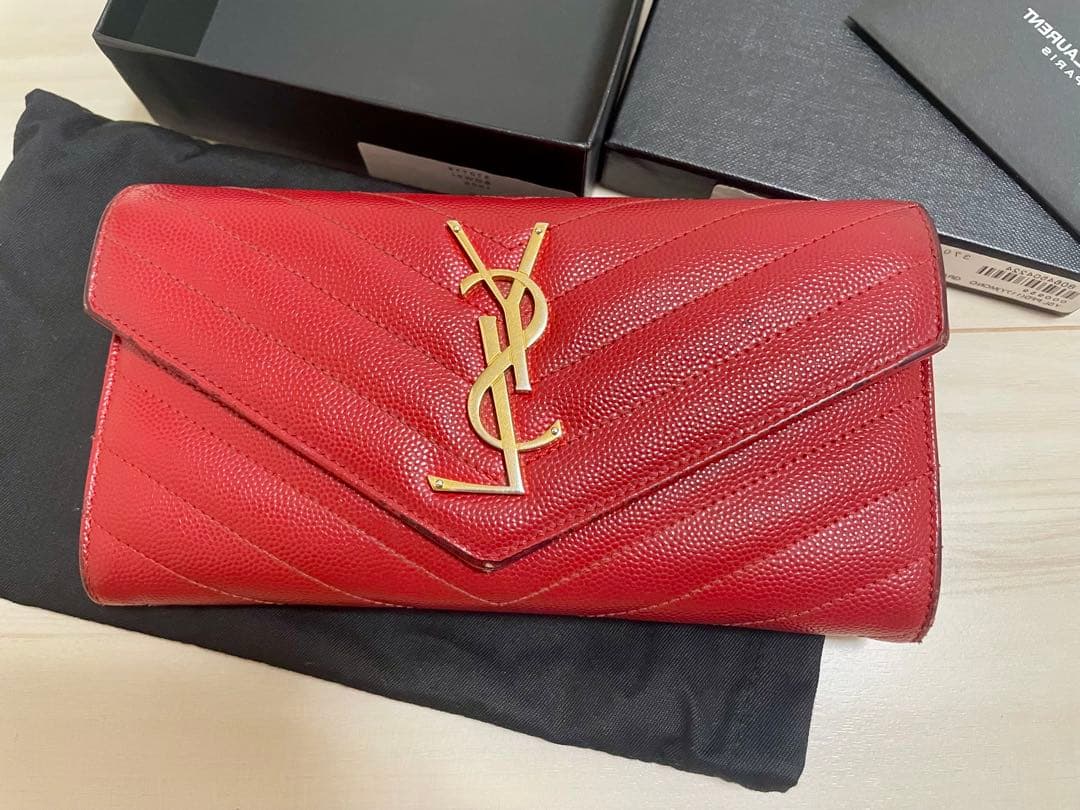 Saint Laurent レッド長財布 YSLロゴ