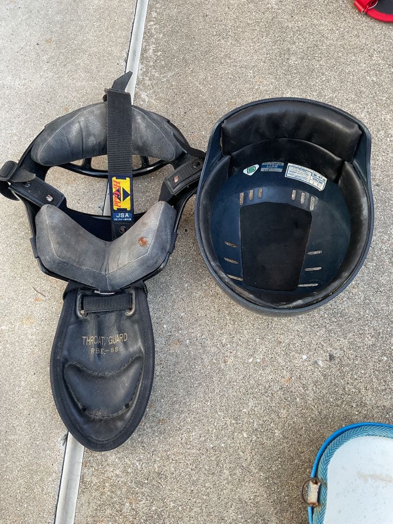 野球　キャッチー防具