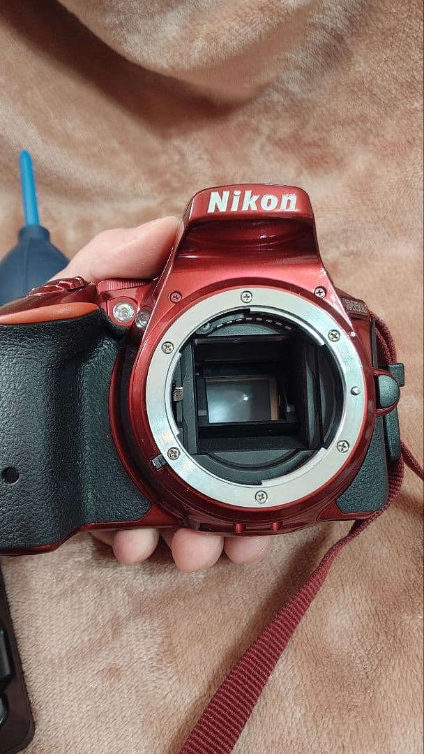 NIKKON Nikonデジタル一眼レフカメラ レッド D5500