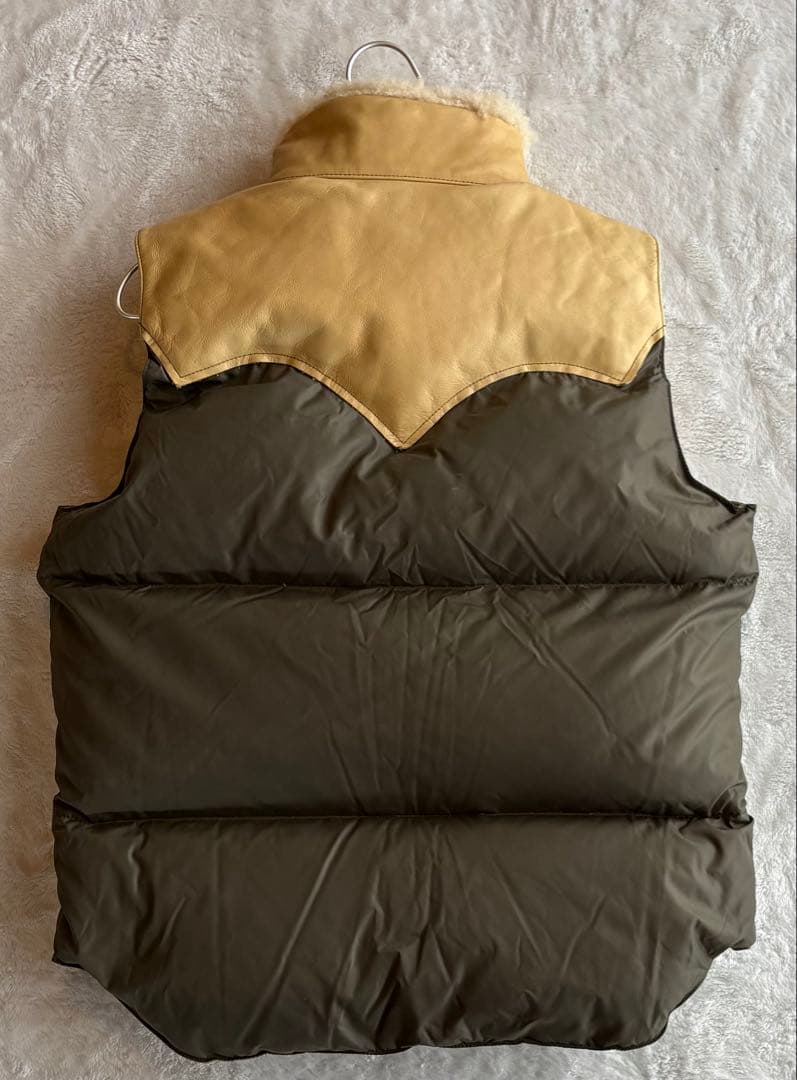 【40サイズ】Rocky Mountain Featherbed ダウンベスト