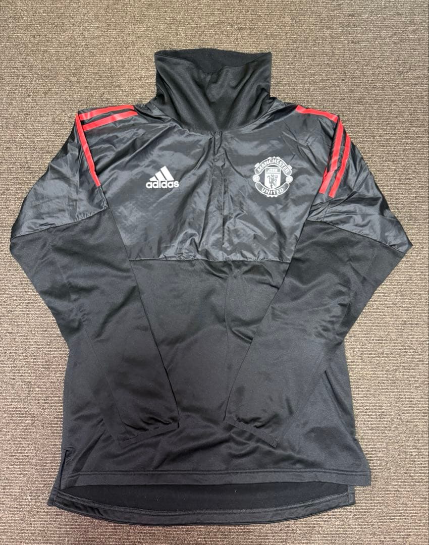 マンチェスターユナイテッド 17/18 UCLトレーニングウェアセットアップ