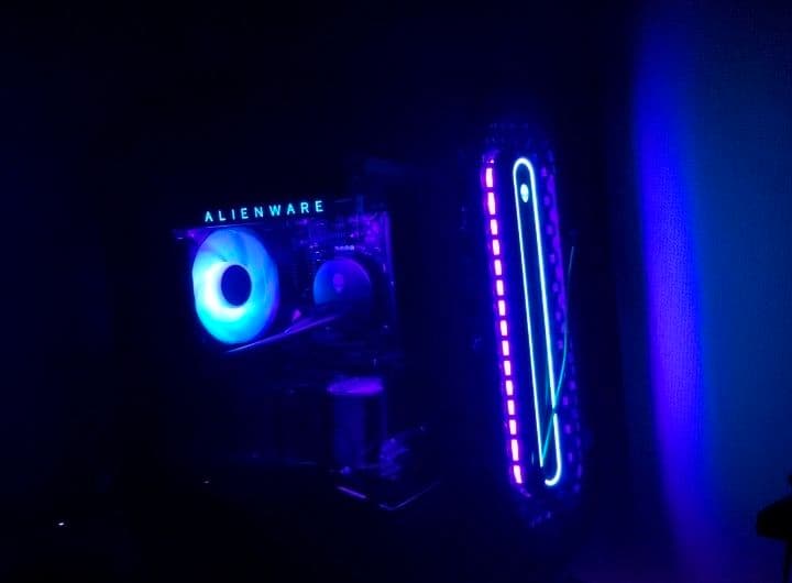 Alienware ゲーミングPC 水冷モデル