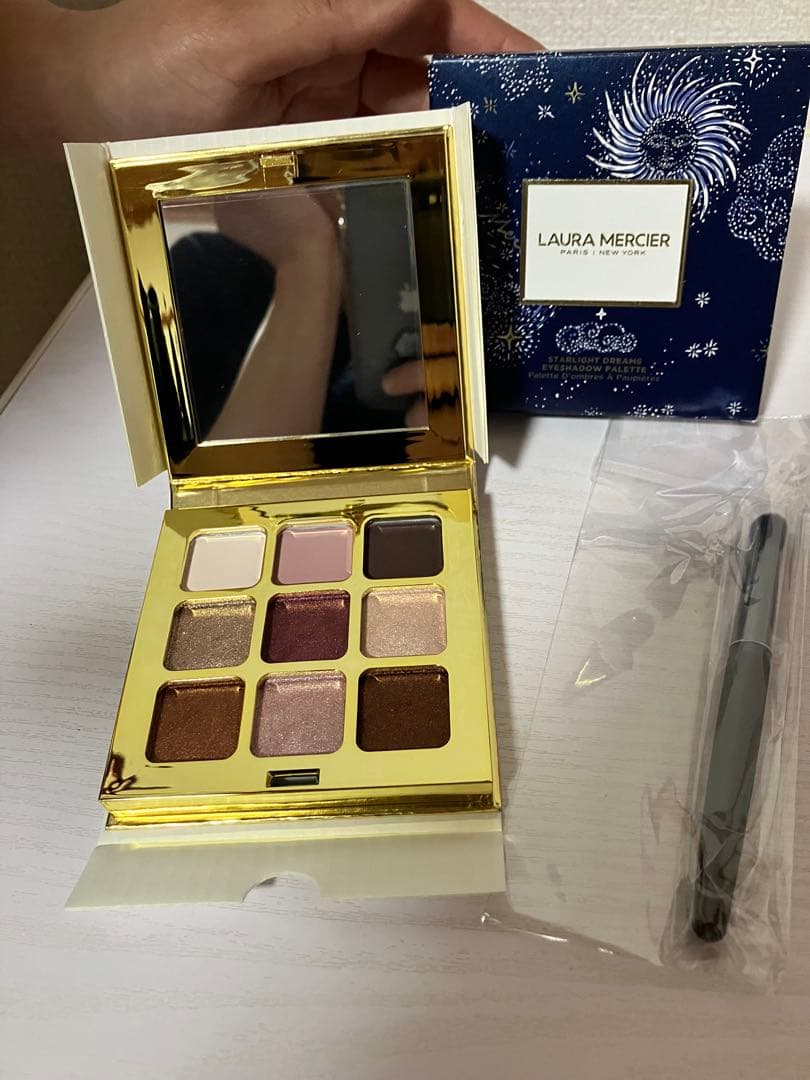 LAURA MERCIER アイシャドウパレット 9色入り