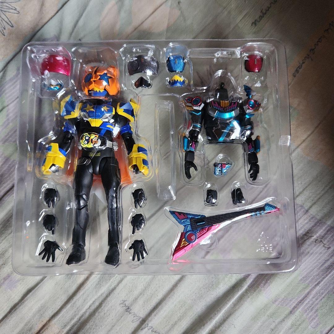 SHフィギュアーツ 仮面ライダーパンクジャック