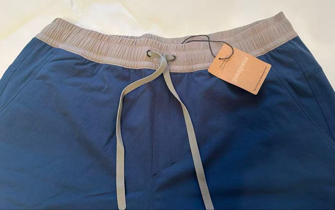 Patagonia ネイビー ショートパンツ 新品タグ付き